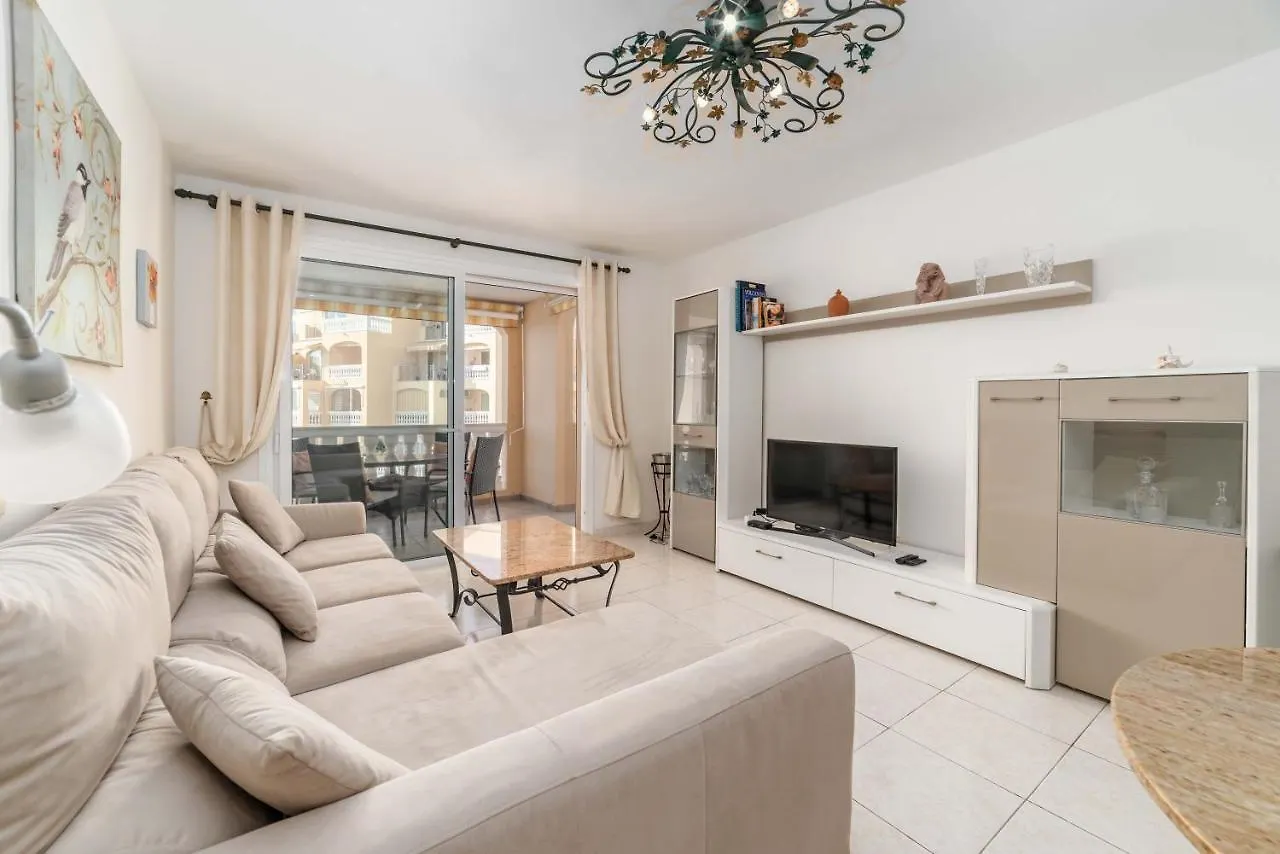 Tropical Holiday Apartment Los Cristianos